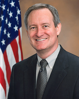 Ranking Member Mike Crapo official press photo
